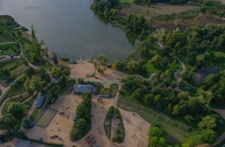 Gdzie nad wodę w okolicach Głogowa? Bezpieczne kąpieliska i jeziora na lato Gdzie nad wodę w okolicach Głogowa? Bezpieczne kąpieliska i jeziora na lato